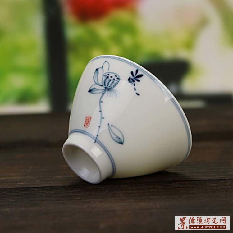 手绘品茗杯陶瓷单个白瓷茶盏
